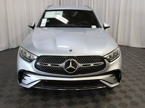 New 2025 Mercedes-Benz GLC 350e 4MATIC image 2