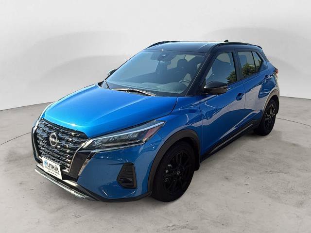 Certified 2023 Nissan Kicks SR FWD image 1