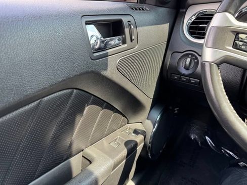 Used 2010 Ford Mustang Premium RWD image 25