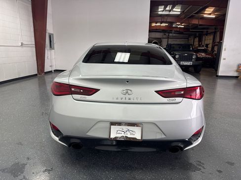 Used 2017 INFINITI Q60 w/ Premium Plus Package 2.0T image 5