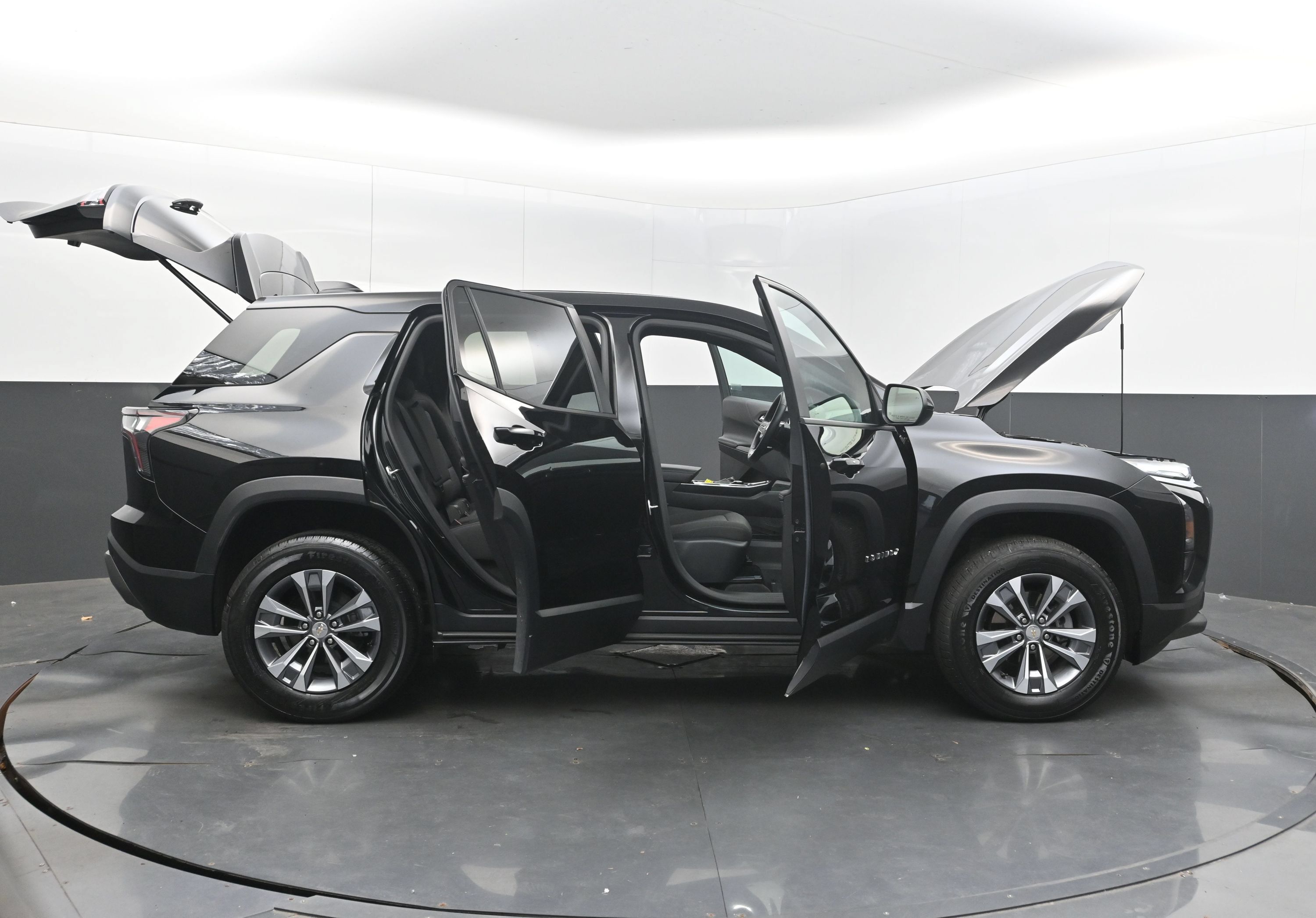 Used 2026 Chevrolet Equinox LT FWD image 50