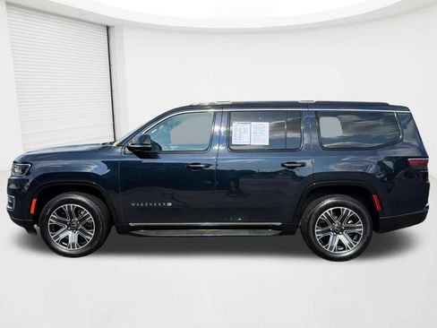 Used 2025 Jeep Wagoneer Series II AWD/4WD image 8