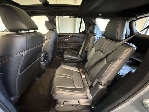 Used 2024 Honda Pilot TrailSport image 19
