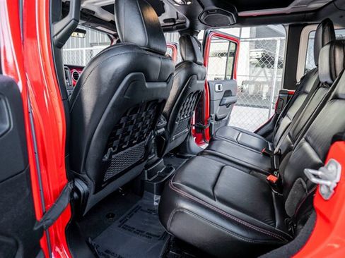 Used 2021 Jeep Wrangler Unlimited Rubicon w/ Uconnect 4C Nav & Sound Group AWD/4WD image 35