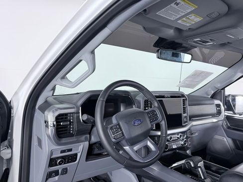 Used 2025 Ford F150 Lariat w/ Equipment Group 501A Mid image 27