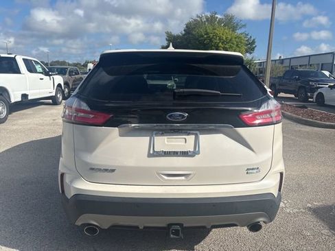 Used 2019 Ford Edge SEL w/ Equipment Group 201A AWD/4WD image 6