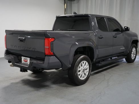 Certified 2025 Toyota Tacoma SR5 image 8