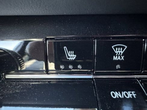 Certified 2025 Chevrolet Equinox LT w/ Safety and Technology Package image 15