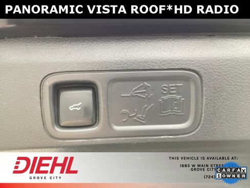 Used 2022 Ford Expedition Limited image 14