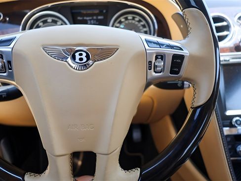 Used 2015 Bentley Continental GT image 13