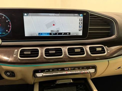 Used 2022 Mercedes-Benz GLS 450 4MATIC image 20