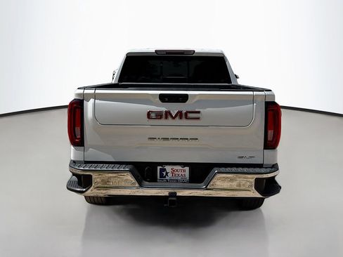 Used 2020 GMC Sierra 1500 SLT RWD image 6