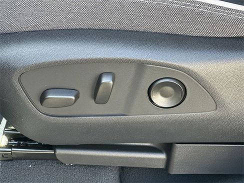 New 2026 GMC Sierra EV Elevation image 22