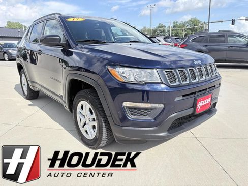 Used 2017 Jeep Compass Sport w/ Cold Weather Group AWD/4WD image 1