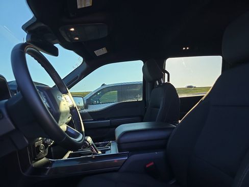 Used 2023 Ford F150 XLT w/ Equipment Group 302A High image 20