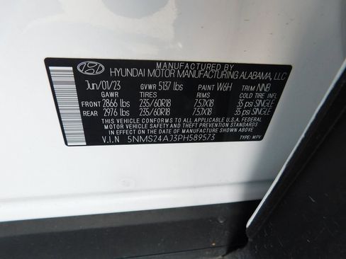Used 2023 Hyundai Santa Fe SEL FWD image 8
