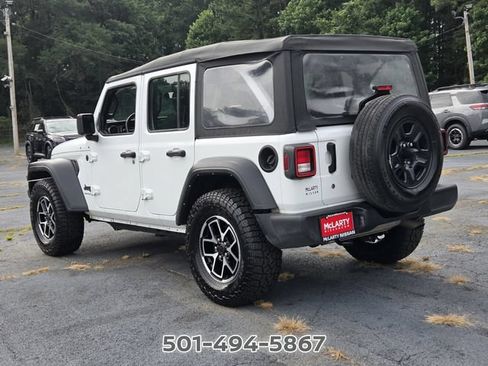 Used 2023 Jeep Wrangler Unlimited Sport AWD/4WD image 3