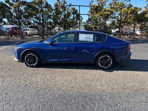 New 2025 Kia K4 EX image 6