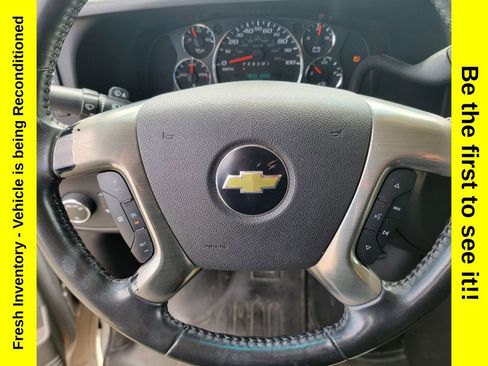 Used 2010 Chevrolet Express 2500 LT w/ LT Preferred Equipment Group RWD image 29