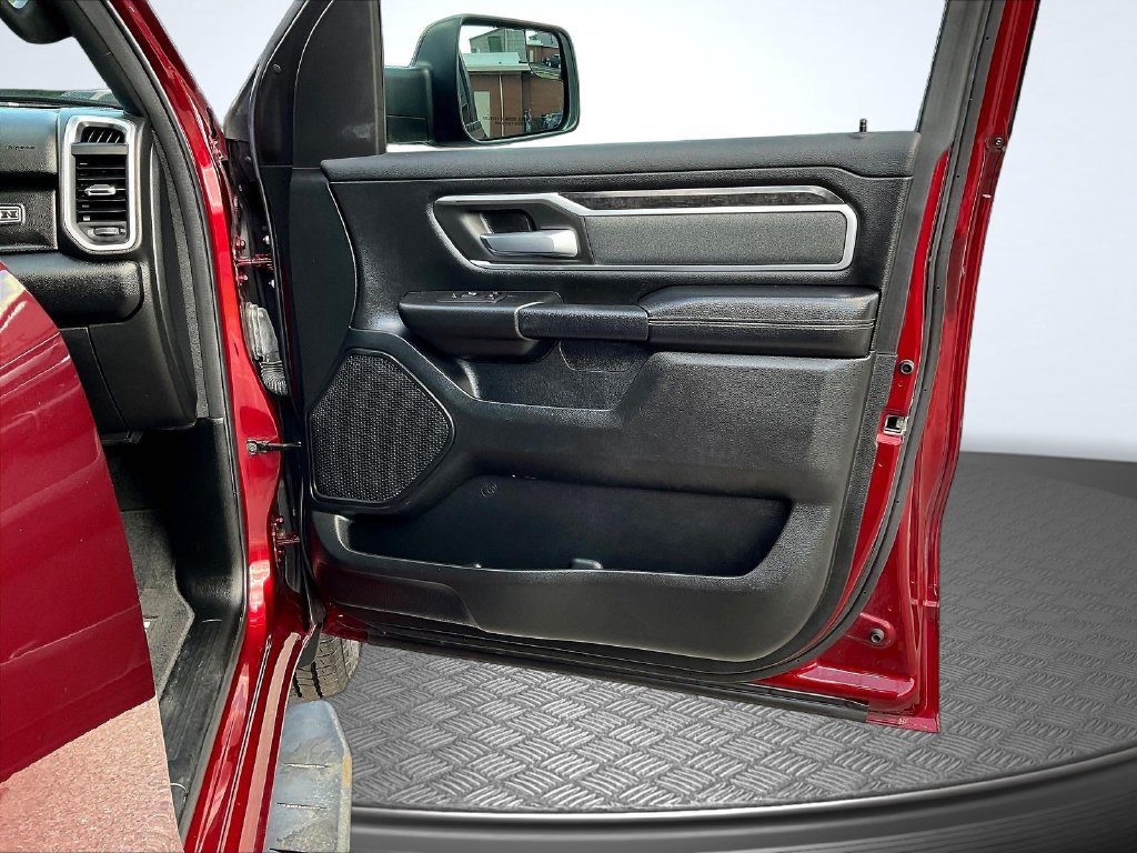 Used 2021 RAM 1500 Big Horn AWD/4WD image 30