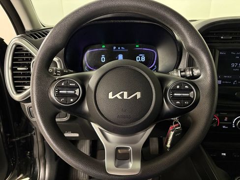 Used 2024 Kia Soul LX w/ Option Group 015 FWD image 19