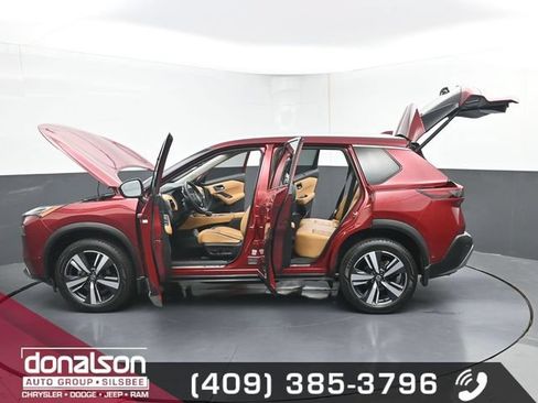 Used 2021 Nissan Rogue Platinum FWD image 23
