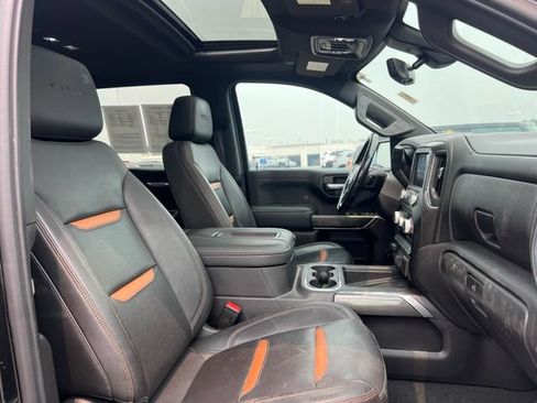 Used 2021 GMC Sierra 1500 AT4 w/ AT4 Value Package AWD/4WD image 11