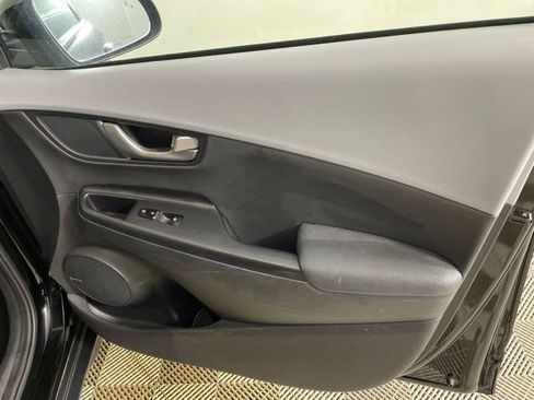 Used 2020 Hyundai Kona Limited AWD/4WD image 22