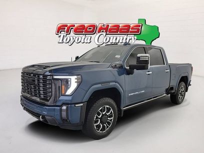 Used 2024 GMC Sierra 2500 Denali Ultimate w/ Max Trailering Package