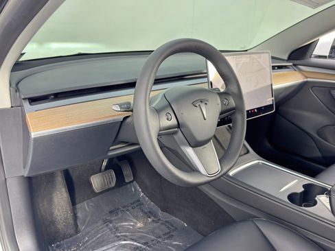 Used 2022 Tesla Model 3 image 13
