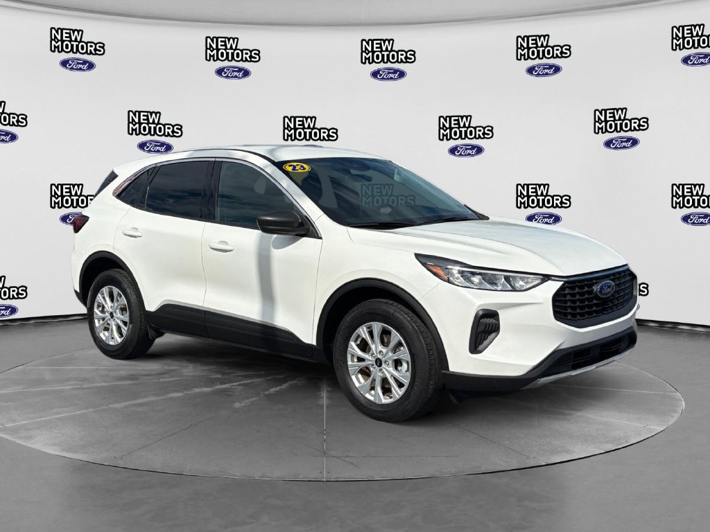 Used 2023 Ford Escape Active AWD/4WD image 8