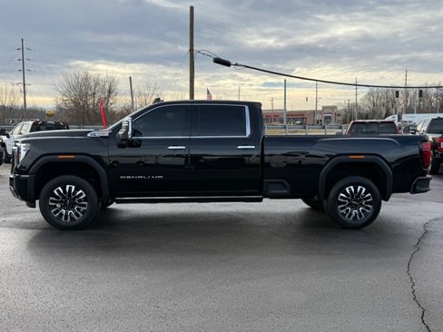 Used 2025 GMC Sierra 2500 Denali w/ Technology Package image 5