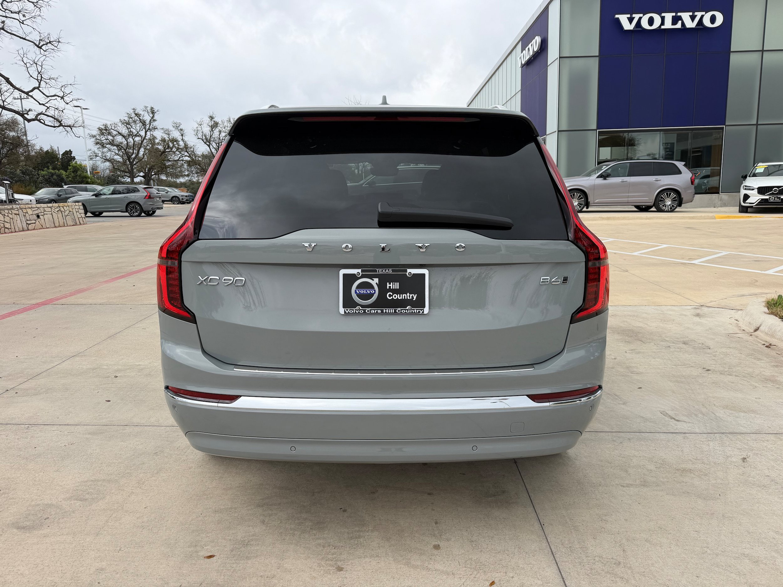 New 2026 Volvo XC90 B6 Plus w/ Protection Package Premier AWD/4WD image 5