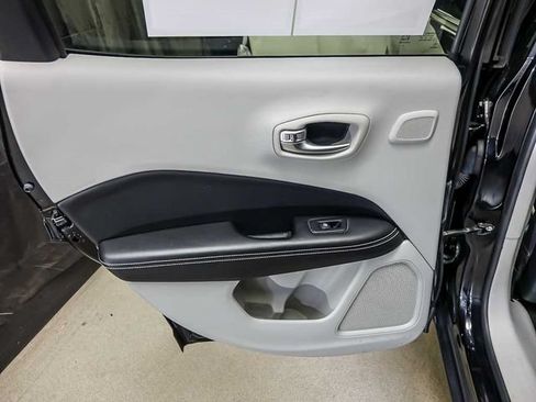 Used 2021 Jeep Compass Latitude w/ Sun and Sound Group AWD/4WD image 24