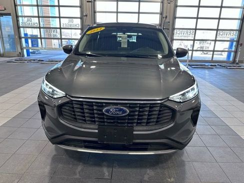 Used 2024 Ford Escape Active image 3