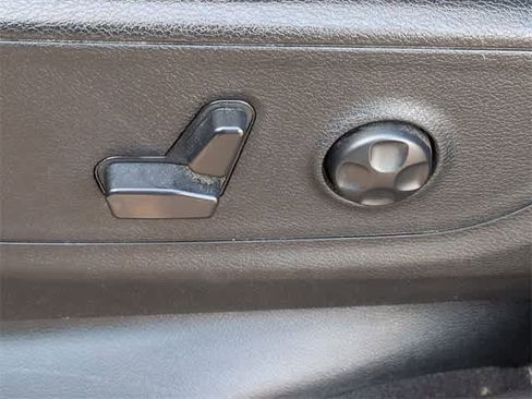 Used 2019 RAM 1500 Big Horn image 17