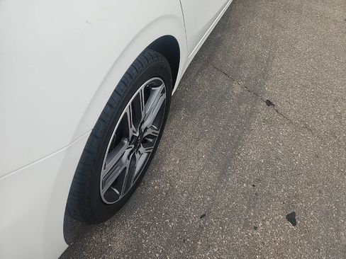 Used 2019 Kia Forte S FWD image 14