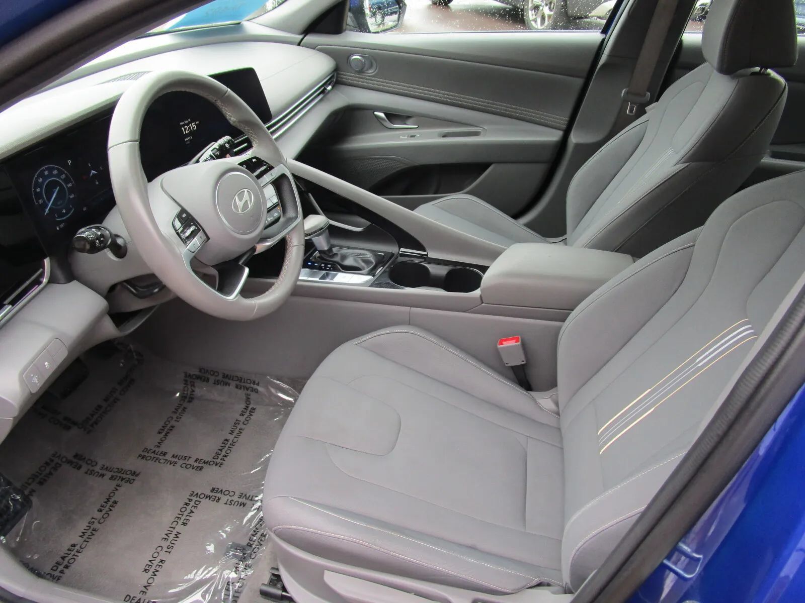 Used 2025 Hyundai Elantra SEL FWD image 16
