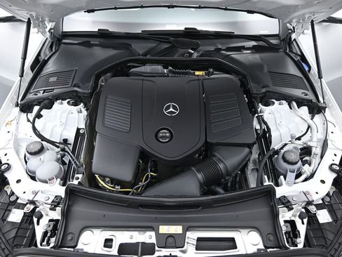 New 2025 Mercedes-Benz C 300 4MATIC Sedan image 28