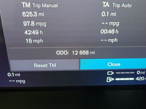 Used 2024 Volvo S60 T8 Plus image 26