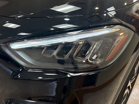 Certified 2025 Mercedes-Benz GLA 250 image 11