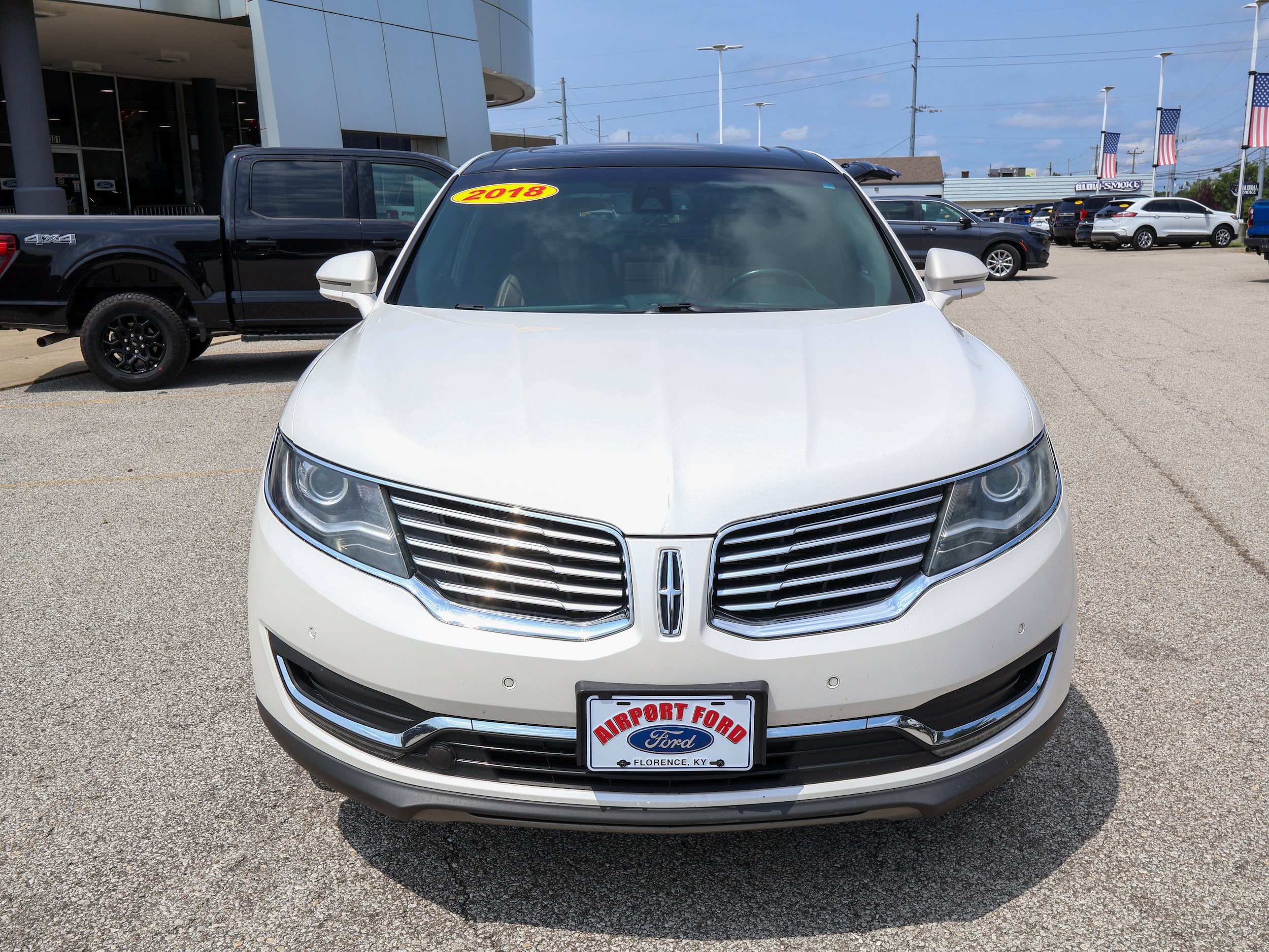 Used 2018 Lincoln MKX Reserve AWD/4WD image 8