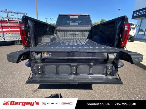 New 2026 GMC Sierra 3500 SLT w/ SLT Premium Package image 29