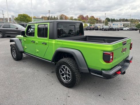 New 2025 Jeep Gladiator Rubicon w/ Convenience Group image 7