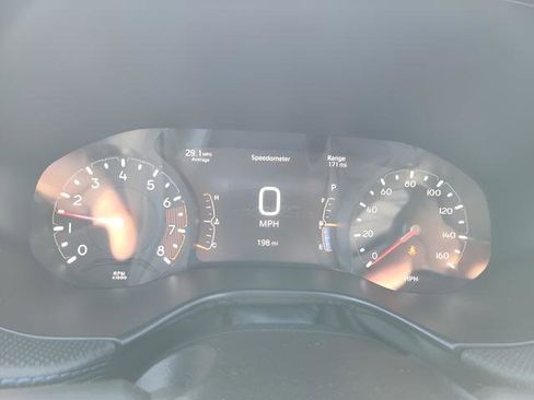 New 2026 Jeep Compass Latitude image 9