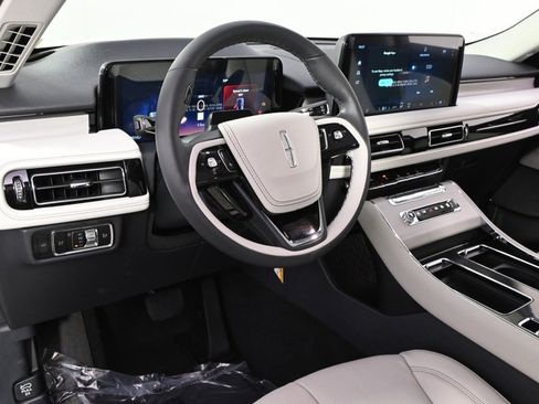 New 2026 Lincoln Aviator Reserve w/ Jet Appearance Package image 12