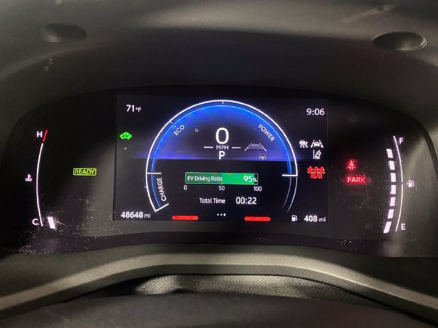 Used 2025 Toyota Camry SE FWD image 19