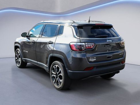 Used 2022 Jeep Compass Limited image 4