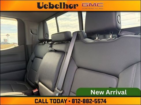 Used 2021 GMC Sierra 1500 SLT w/ SLT Premium Package image 17