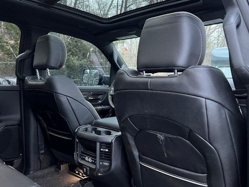 Certified 2023 RAM 1500 Limited w/ Cold Weather Group image 18